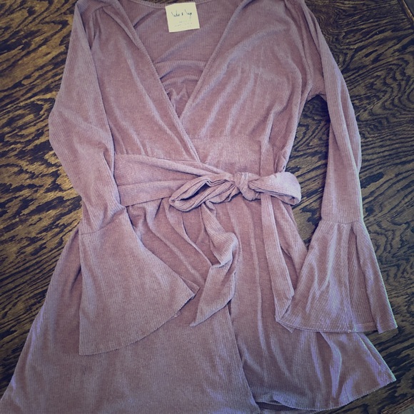 Sadie & Sage Dresses & Skirts - NWOT Purple Wrap Dress Size Medium